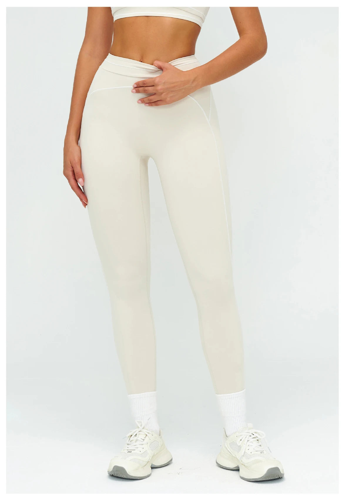 No. 6 Legging, Heart Throb Piping, Statement Comfort Waistband, No Front Seam, Butter Soft