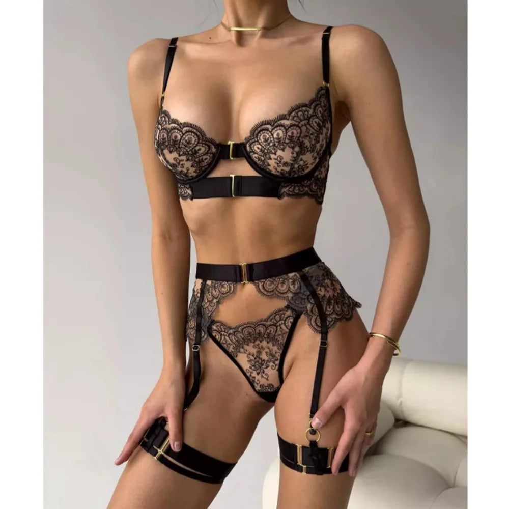No. 1 Lingerie Set, 4 PC French Lace Scallop Bra, Thong, Garters With Belt