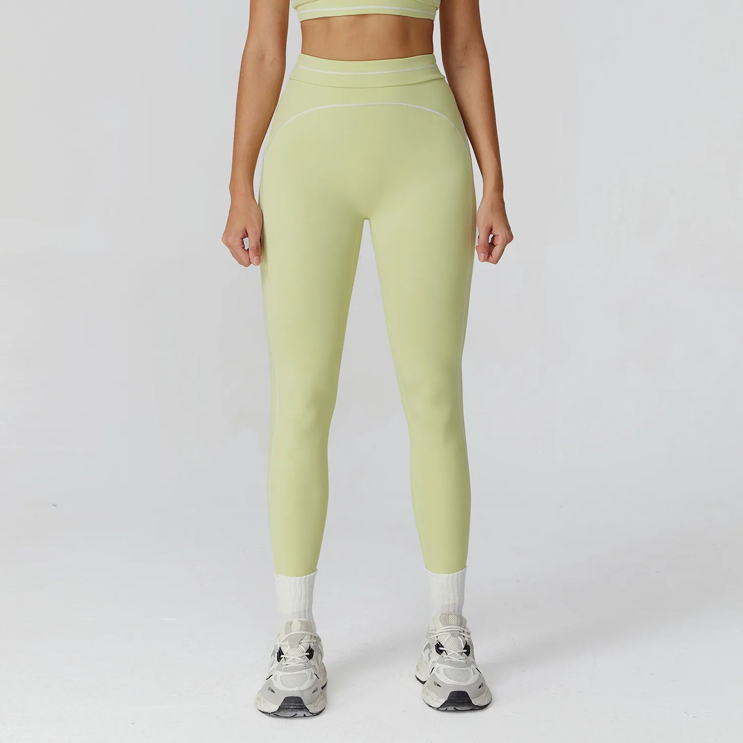 No. 6 Legging, Heart Throb Piping, Statement Comfort Waistband, No Front Seam, Butter Soft