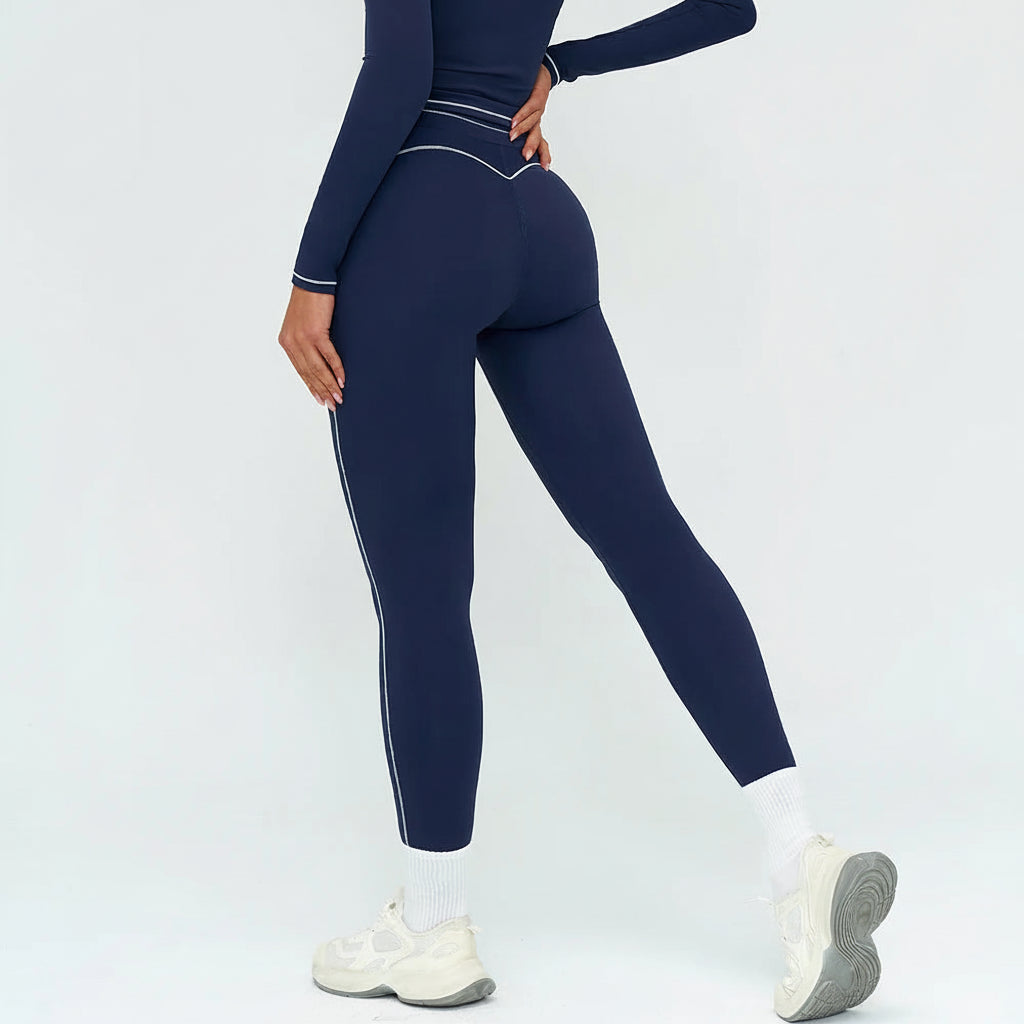 No. 6 Legging, Heart Throb Piping, Statement Comfort Waistband, No Front Seam, Butter Soft