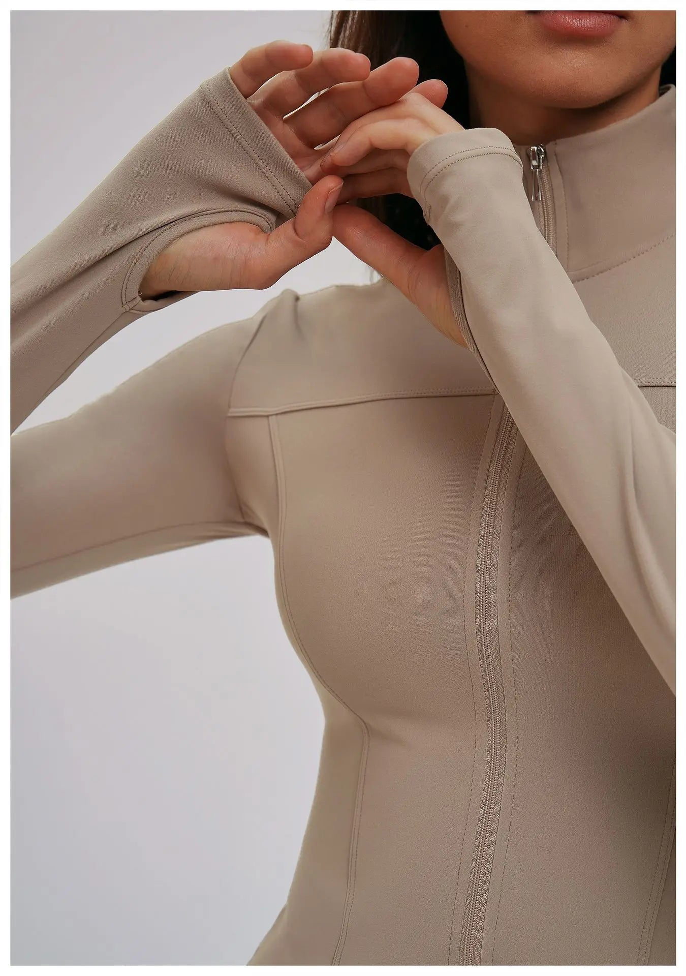 No. 5 Jacket, Convertible Collar, Structured Design, Smoothing, Long Sleeve, Full Zipper