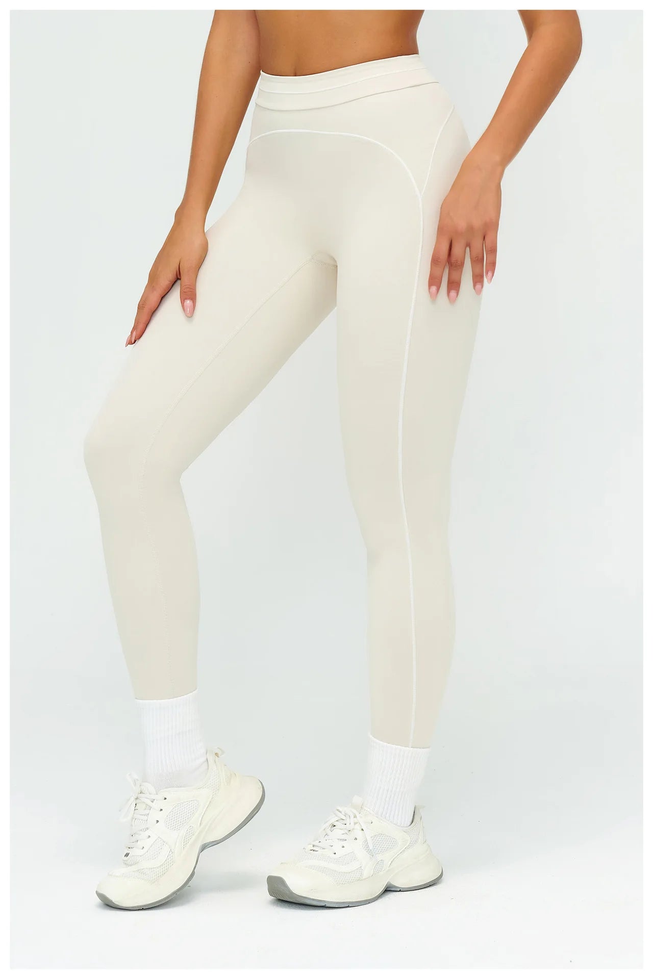 No. 6 Legging, Heart Throb Piping, Statement Comfort Waistband, No Front Seam, Butter Soft