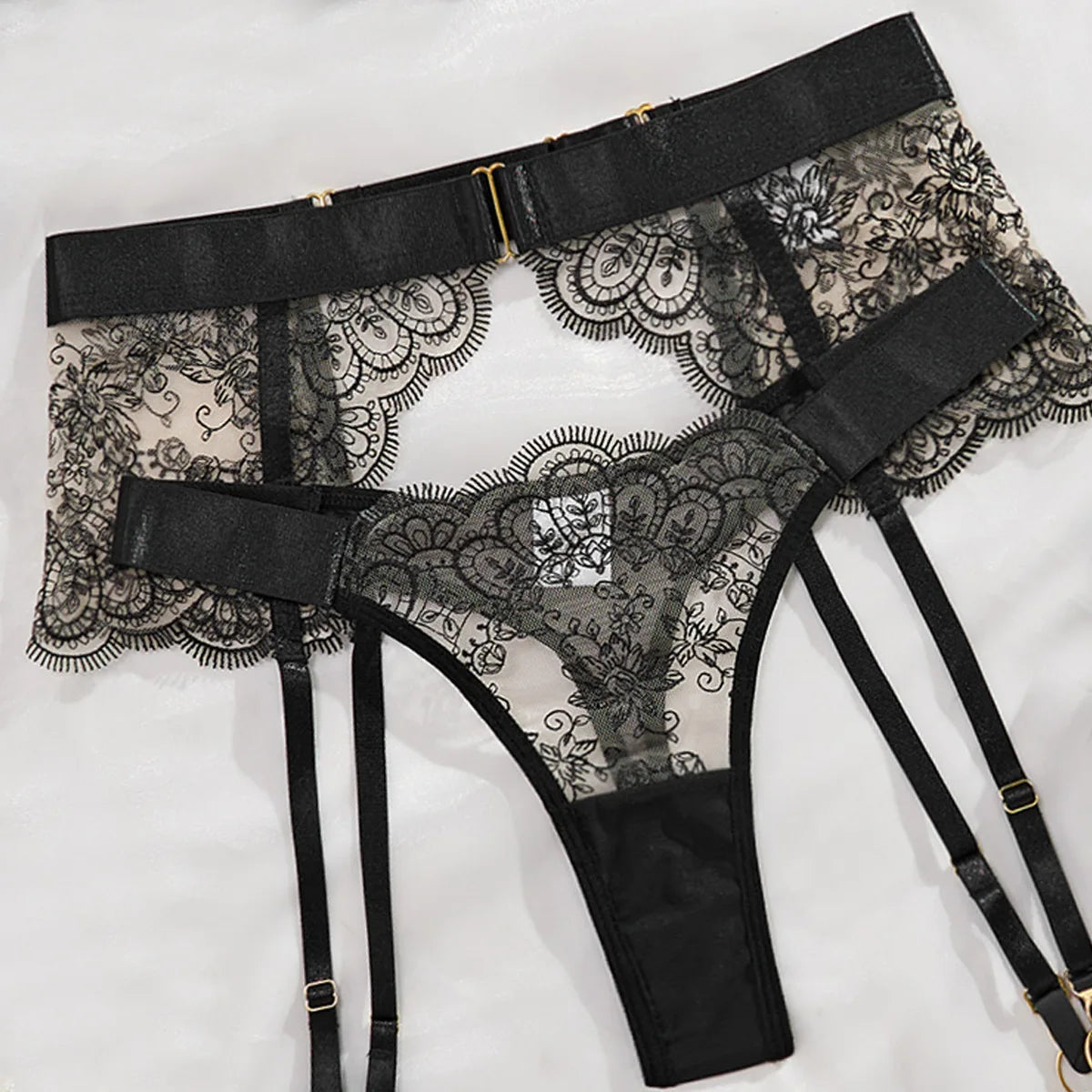 No. 1 Lingerie Set, 4 PC French Lace Scallop Bra, Thong, Garters With Belt