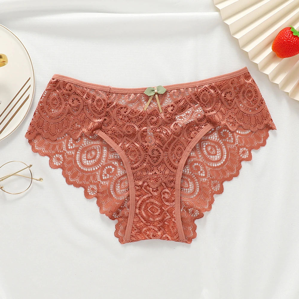 No. 5 Lingerie Panty, Low Rise, Lace, French Cut Rear With Key Hole and Scalloped Detailing