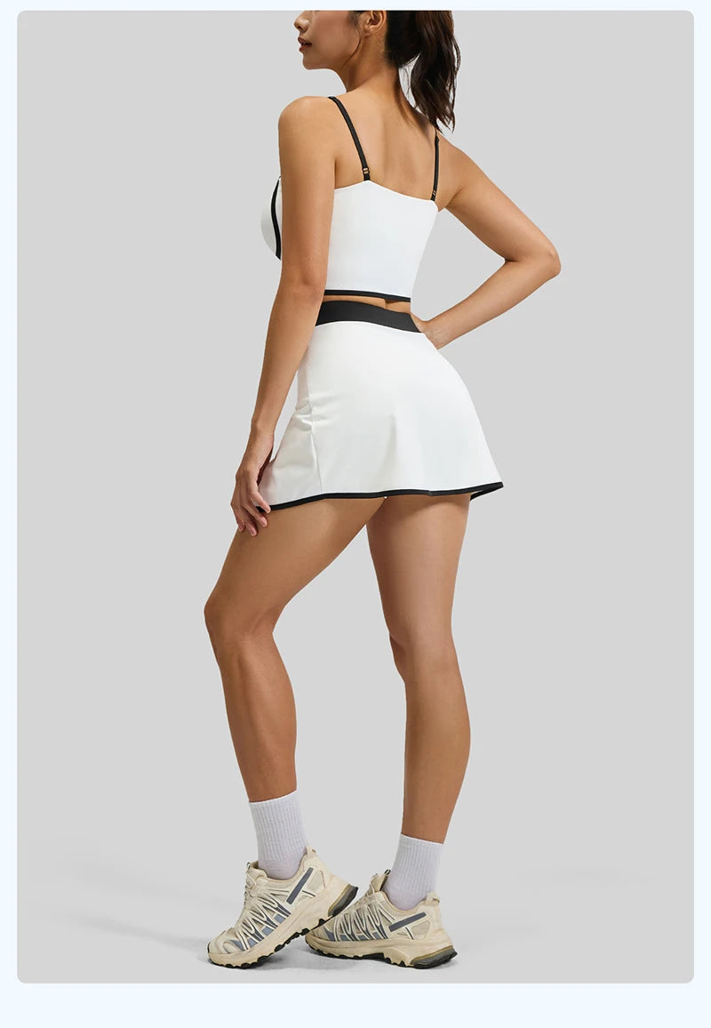 No. 3 Tank Top, Line Up, Sweet Heart Design Bodice, Cropped Length