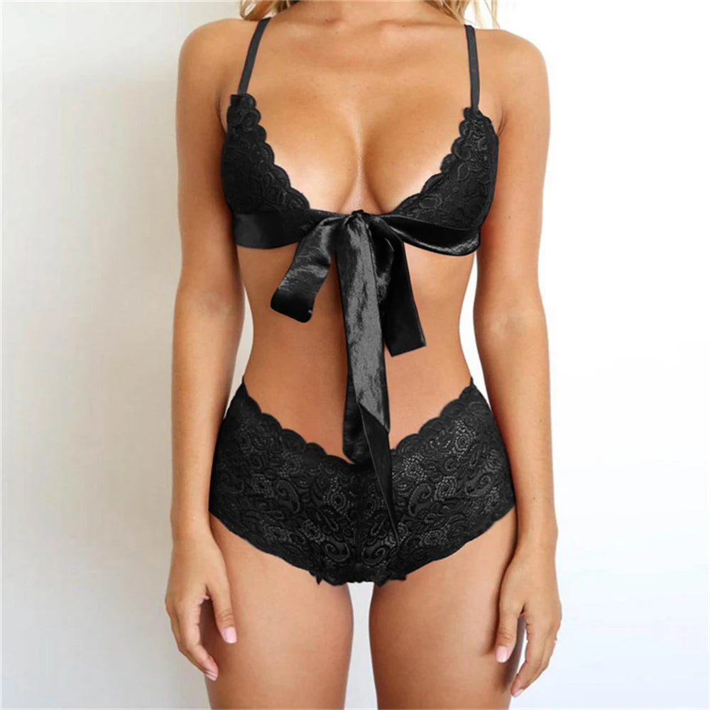 No. 7 Lingerie Set, 2 PC Scalloped Lace Bra With Reversible Silk Bow, Full Coverage Lace Boy Short